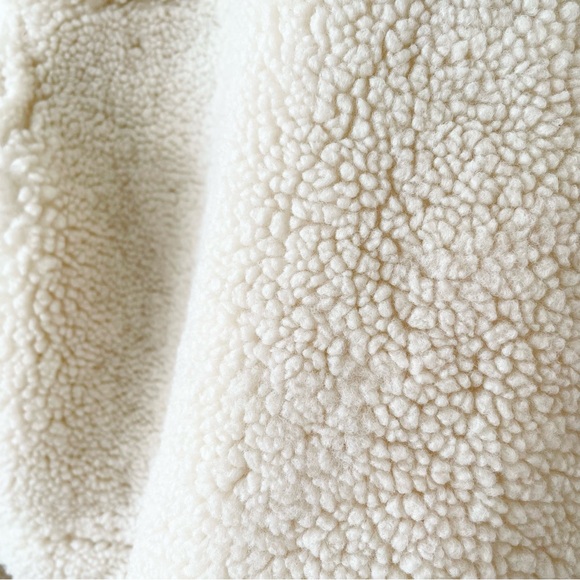 Zara Sherpa Cropped Jacket - Picture 4 of 6